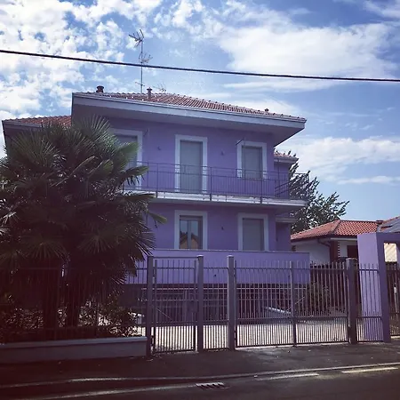 La Maison Extravagante Saronno