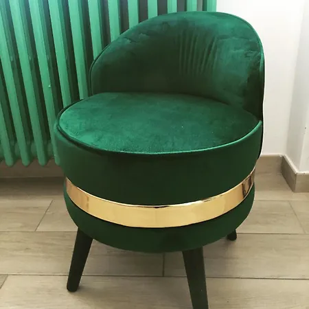 La Maison Extravagante Affittacamere Saronno